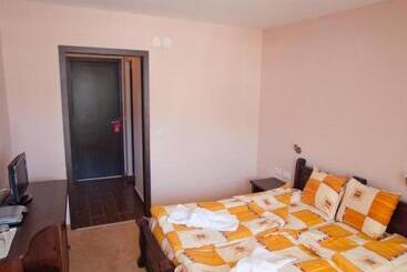 Family Hotel Iskar