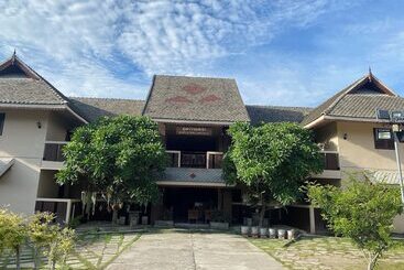 Residència Kumjawjomkaew