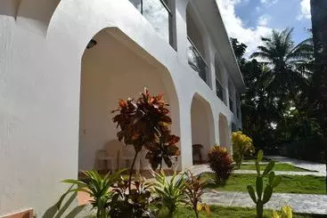 هتل Auberge Du Rayon Vert