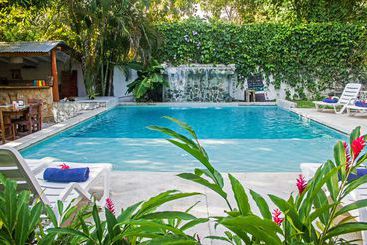 هتل آپارتمان Principe Del Pacifico