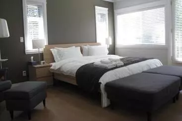Riverfront Bed And Breakfast