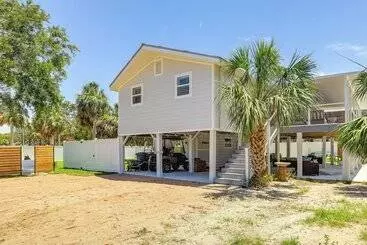 Vakantiehuisje Canal Front Horseshoe Beach Home W/ Private Dock!