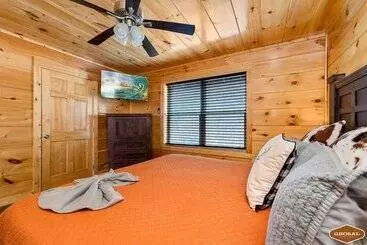 Mökkimajoitus Heavenly Heights By Ghosal Luxury Lodging