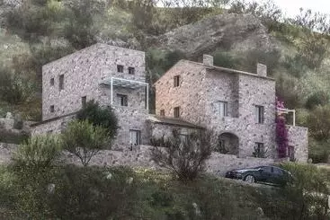 ホテル Yerma Suites Limeni