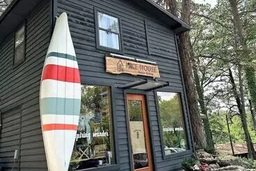 コテージ Loblolly Pines Adventure Camp