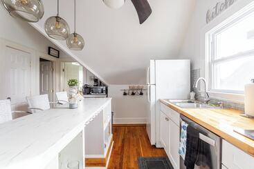 Пансион Linwood Whole House