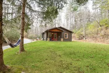 별장 Bears Place By Avantstay Cozy Mountain Cabin In Brevard + Firepit