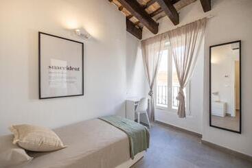 بنسيون Residencia Universitaria Trinitarios