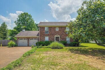 Mökkimajoitus Smyrna Home W/ Private Yard: 25 Mi To Nashville!
