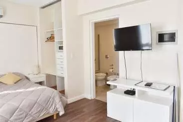 هتل آپارتمان Syrah Studios