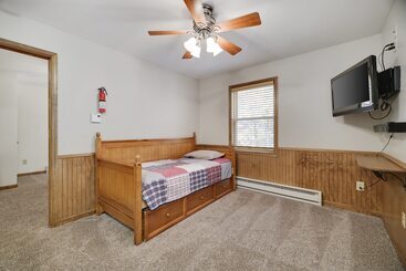 Kır Evi Woodland Oasis By Avantstay Hot Tub, Firepit, Walk To Lake