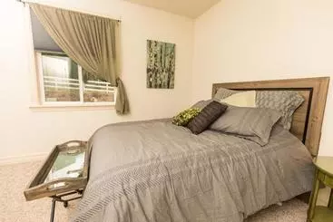 American Country Bed & Breakfast