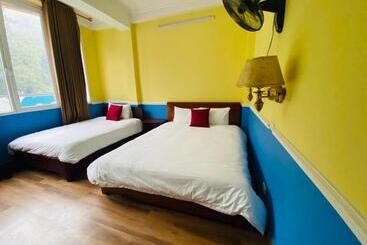 Hotel Khuyên Ngọc