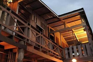 Hostel Baan Chankhiang At Chiangkhan