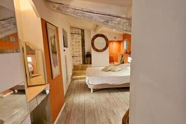 Bed and Breakfast Suite Lou Peïro