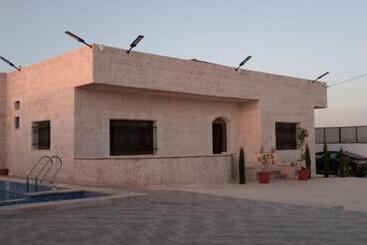 Tala Farm And Chalet