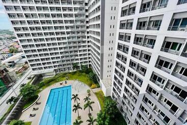 هتل Sanguine Staycation