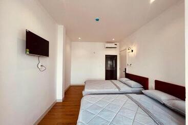 هتل Khách Sạn Triệu Nguyễn