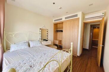 هتل آپارتمان Phạm Trung Hoàng