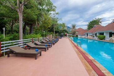 Privacy Beach Resort & Spa