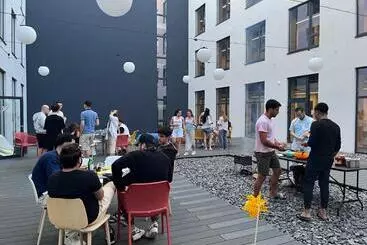 هتل آپارتمان Shed Vilnius Coliving