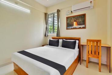 Hotel Super Collection O Lefort Luxe By Poptavern