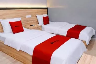 Hotel Reddoorz Near Alun Alun Kembangjoyo Pati