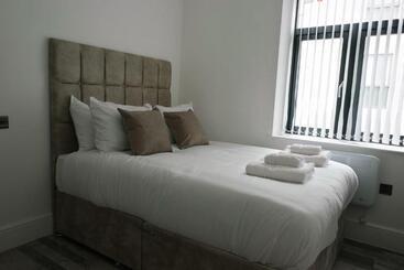 هتل آپارتمان Mill Street Boutique Stays