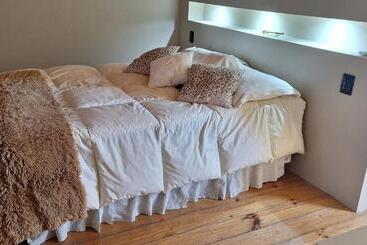 민박 Marisa Fortte