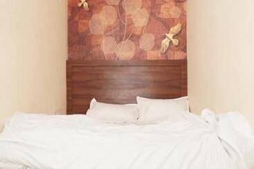 Hotell S S Guest House