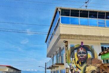 Hotel Safaris Versalles