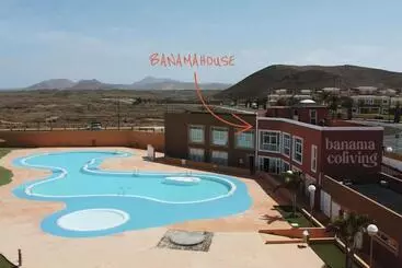 Majatalo Casa Roja   Rooms For Workations By Banama Coliving