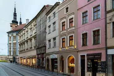 White Wolf Boutique Apartments