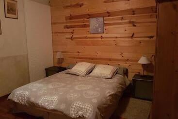 Bed and Breakfast Domaine Du Mas Du Taillet