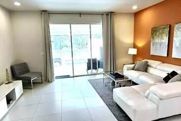 ベッドアンドブレックファースト Queen Suite With Private Bathroom Near Orlando