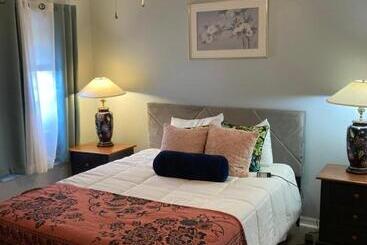 Aparthotel Cozy Home Away From Home