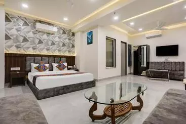 Fabhotel Prime Panchwati Regency