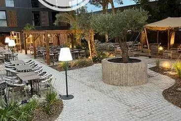 Hotelli Hôtel Le Relais Des Brasseurs   Aubagne