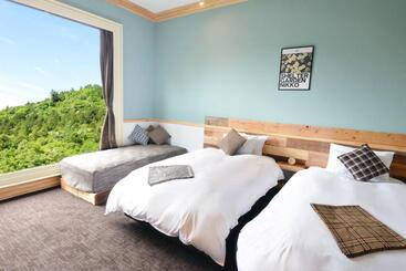 Ryokan Shelter Garden Nikko