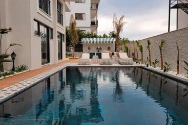 Mono Life Hotel çeşme