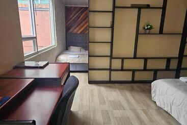 公寓式酒店  Suite Roma Colisseum Campin