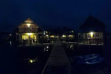 هتل Koko Acqua Lodge