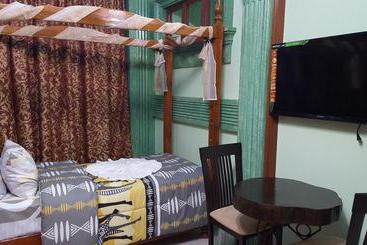 ホテル Luxus Residencia De Baler