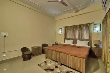 Hotel Harmony House   A Boutique