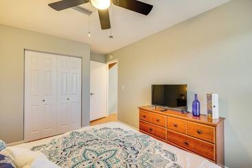 Dom wiejski Waterfront Home W/ Gulf Access & Fishing Dock