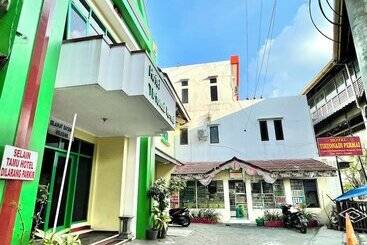 Hotel Tirtonadi Permai