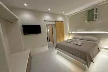 هتل White Sand Jacuzzi Suite