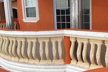 پانسیون Comfort And Stylish Near Negril