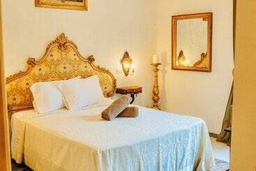 مبيت وإفطار La Casa Di Agartha