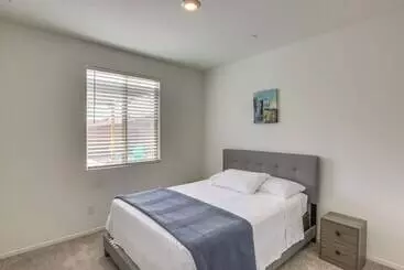 コテージ Coachella Home W/ Game Room & 1 Pm Check Out